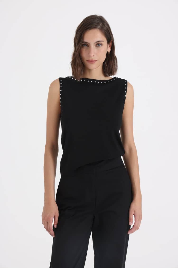 Musculosa Tachas Trini