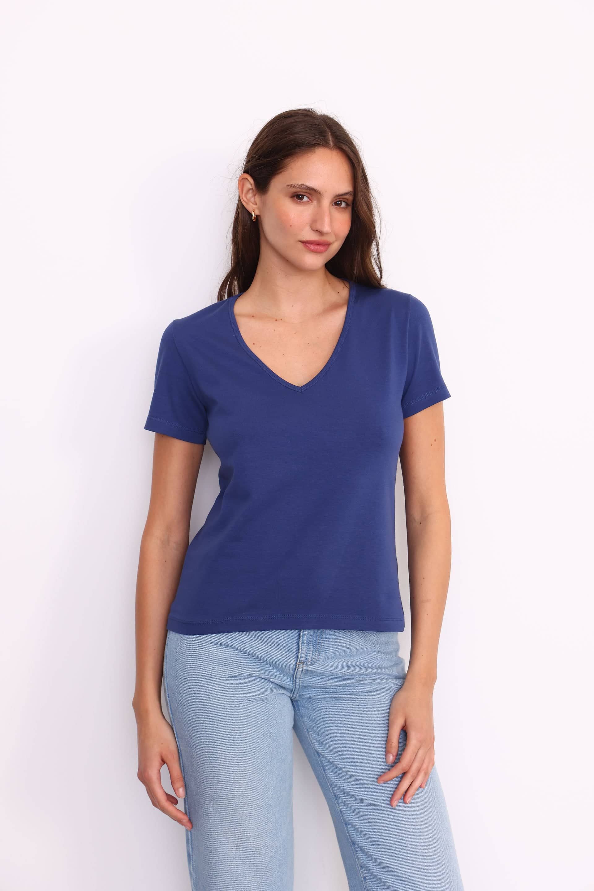 Remera Penelope MC Escote V